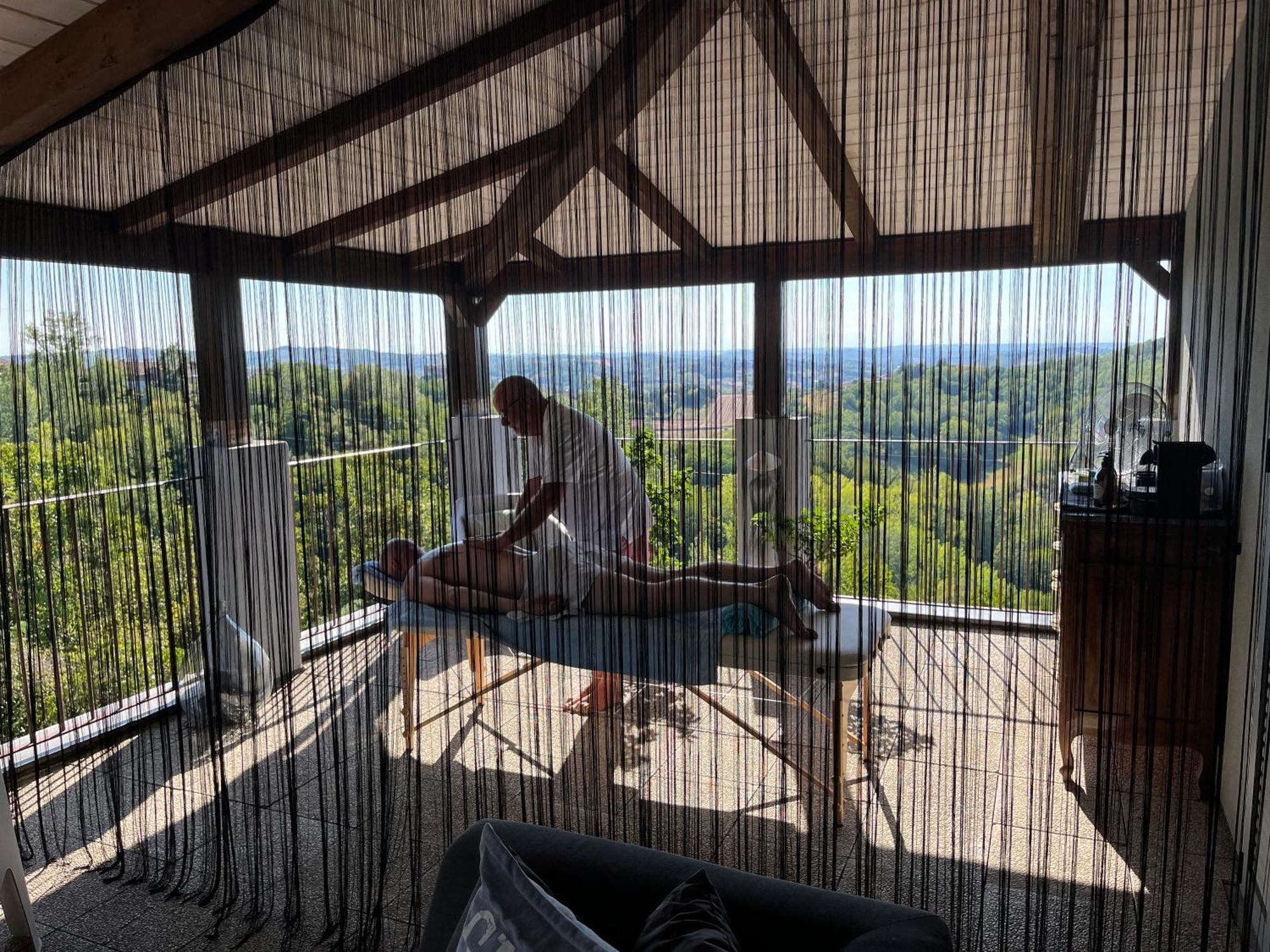 Cascina Giantino Suite Cantina - G A Y - M E N - O N L Y (Adults Only) Montegrosso dʼAsti Εξωτερικό φωτογραφία